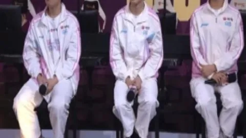 亚冬会：短道速滑女子1500米，中国队揽获金银铜牌